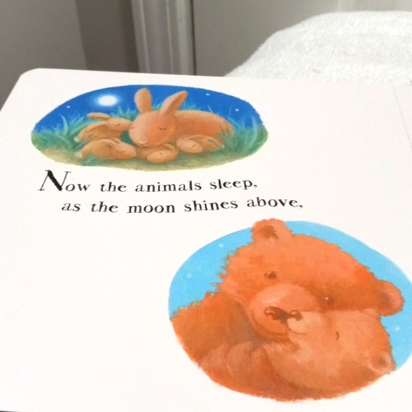 2 Kids Book Lot - Picture 6 of 7